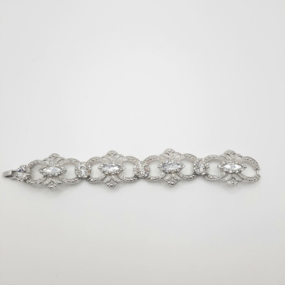 House Of Harlow Elegant Rhinestone Silvertone Bracelet